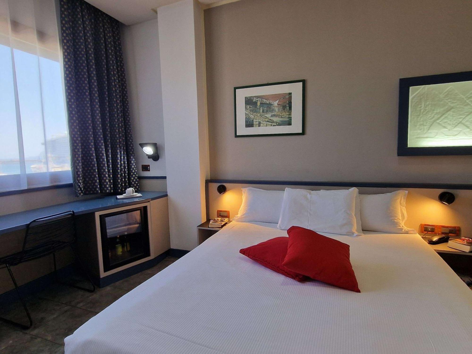Hotel Ibis Styles Palermo President Exteriér fotografie