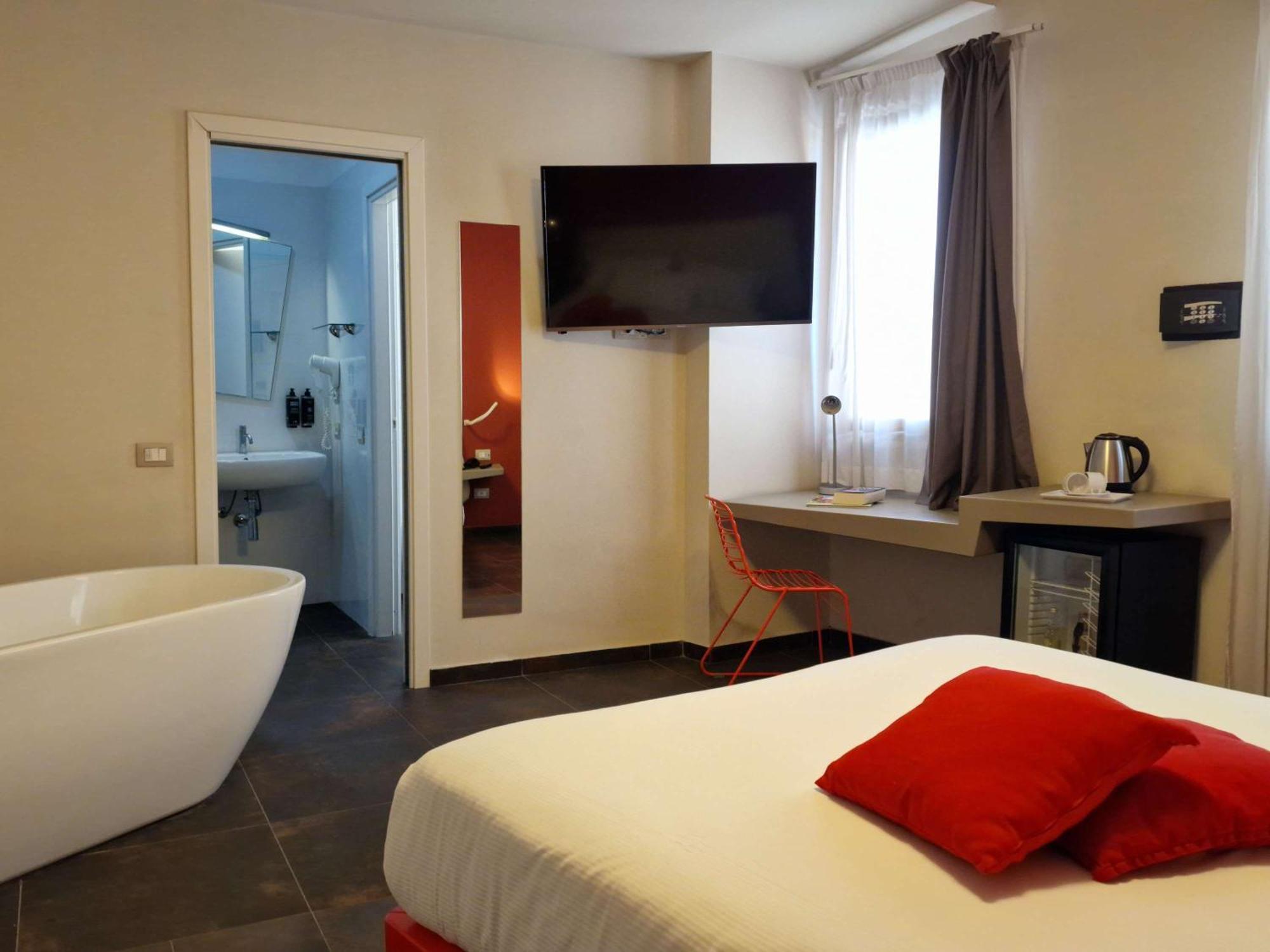 Hotel Ibis Styles Palermo President Exteriér fotografie