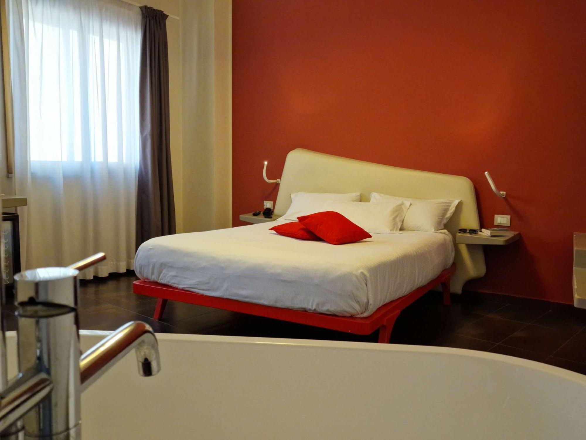 Hotel Ibis Styles Palermo President Exteriér fotografie