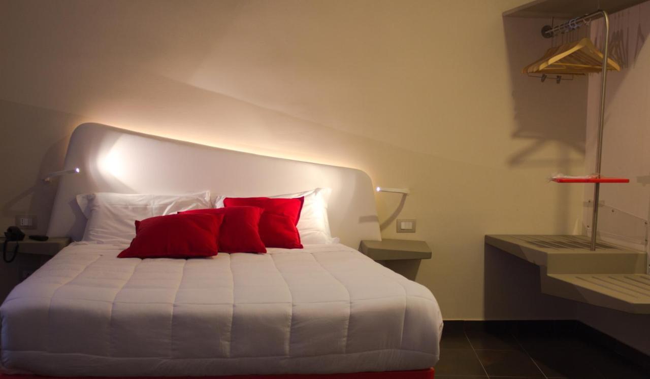 Hotel Ibis Styles Palermo President Exteriér fotografie